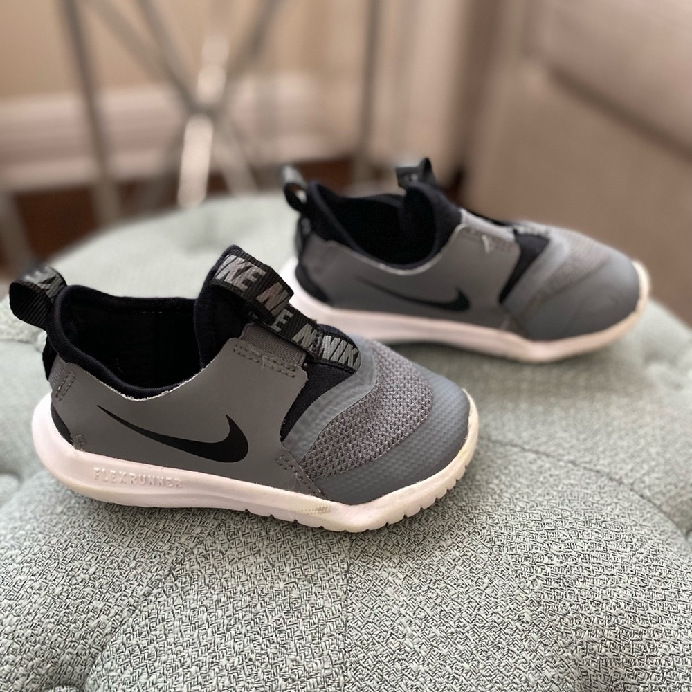 Boys Nike Flex Runner